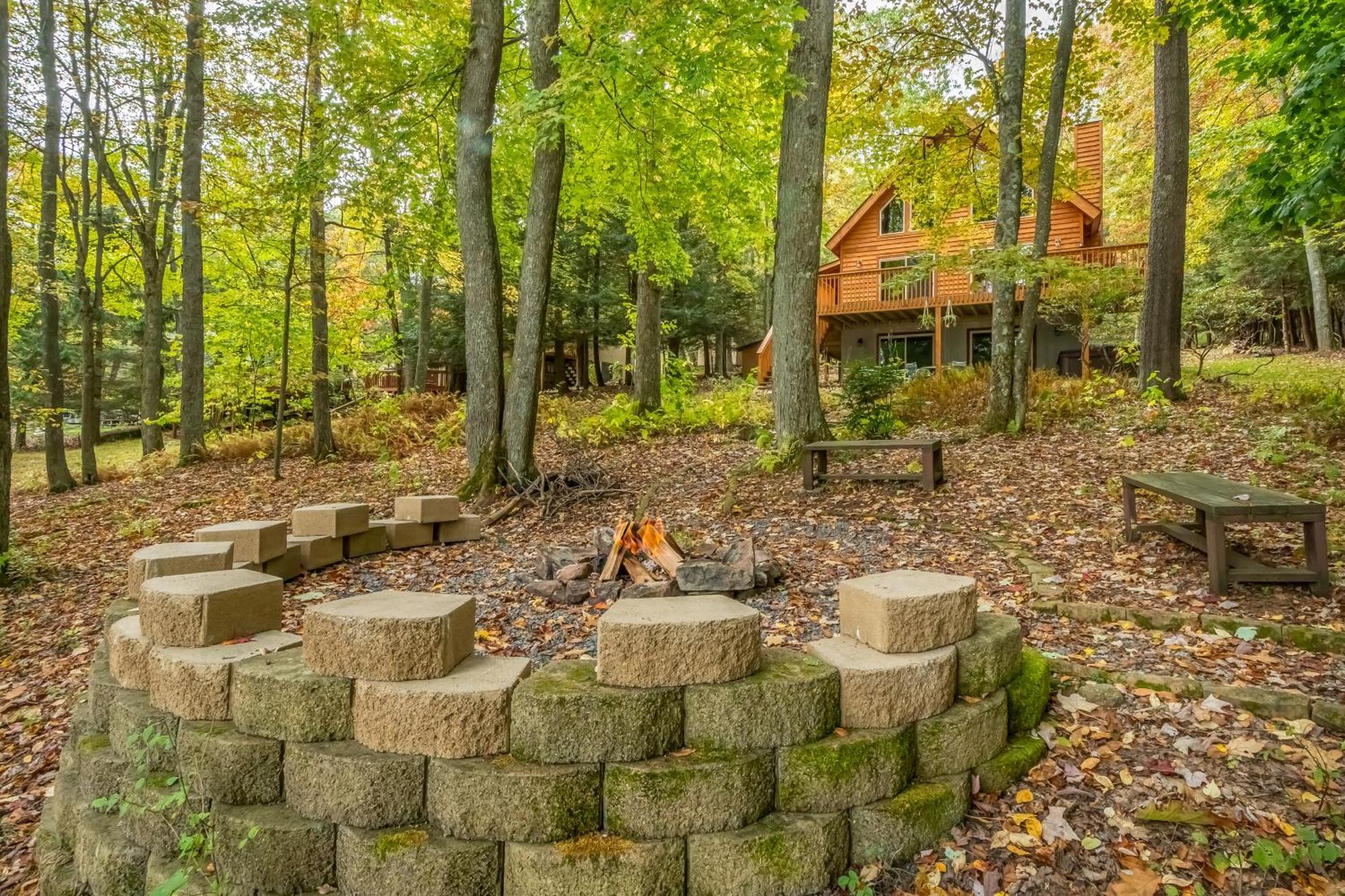 Maplewood Cottage McHenry Exteriér fotografie